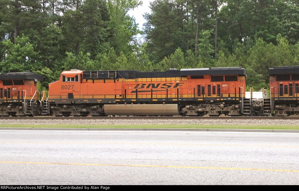 BNSF 8027